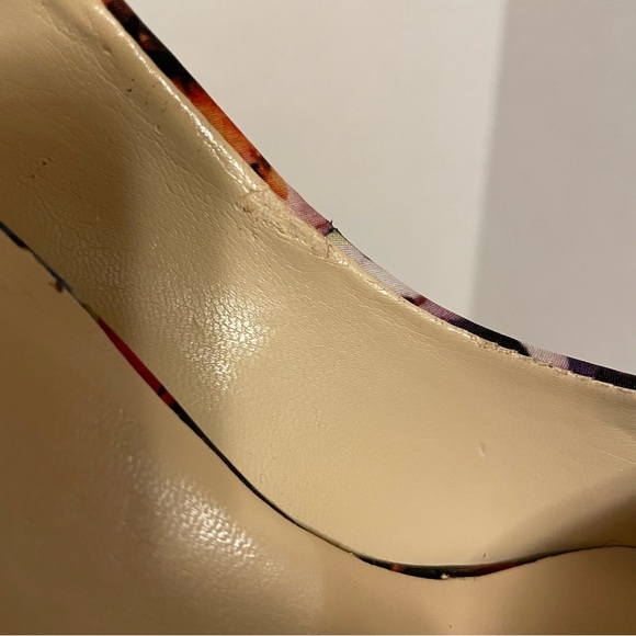 Guess Babbitta Flirtacious Floral Pointed Toe Stiletto Pumps Size 7.5 - Picture 9 of 10